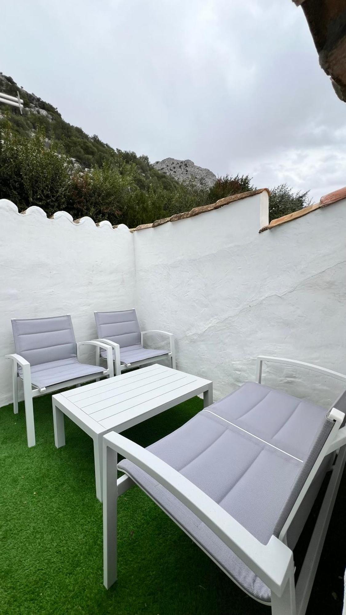 Villa La Cuadra Villaluenga Del Rosario Esterno foto